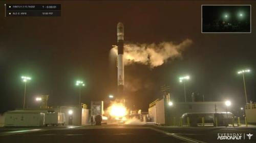 موشک فایرفلای بطور آزمایشی به فضا رفت