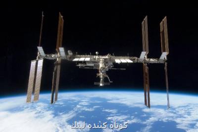 كپسول دراگون به زمین بر می گردد